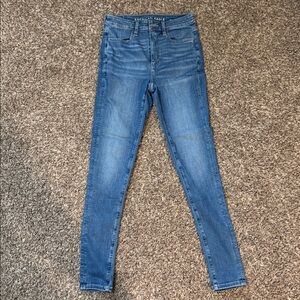 American Eagle blue super high rise jegging. Size 6 Long.